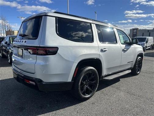 2023 Jeep Wagoneer Series II