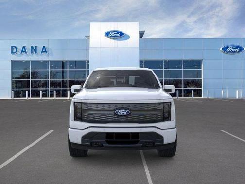 Oxford White 2025 Ford F-150 Lightning LARIAT
