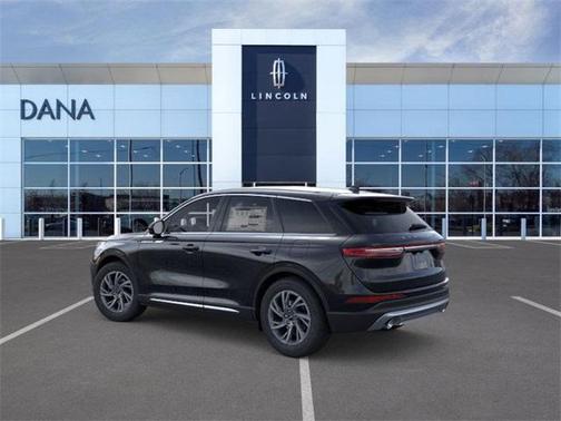 2025 Lincoln Corsair Premiere