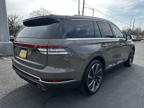 Harbor Gray 2025 Lincoln Aviator Reserve AWD