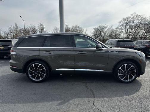 Harbor Gray 2025 Lincoln Aviator Reserve AWD