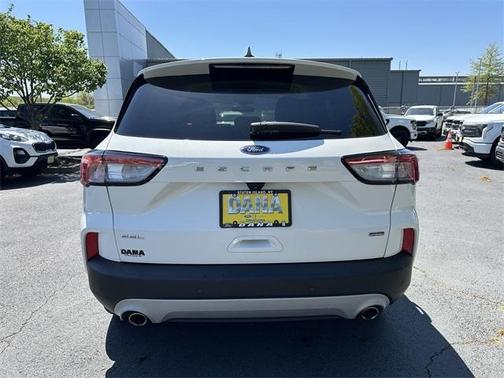 2022 Ford Escape PHEV SEL