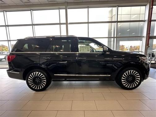 2021 Lincoln Navigator Black Label
