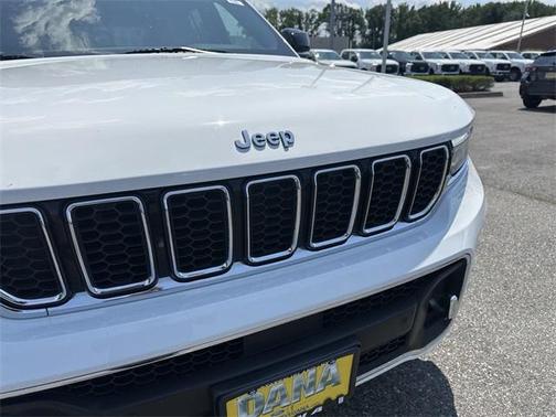 2023 Jeep Grand Cherokee Overland