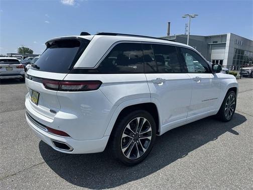2023 Jeep Grand Cherokee Overland