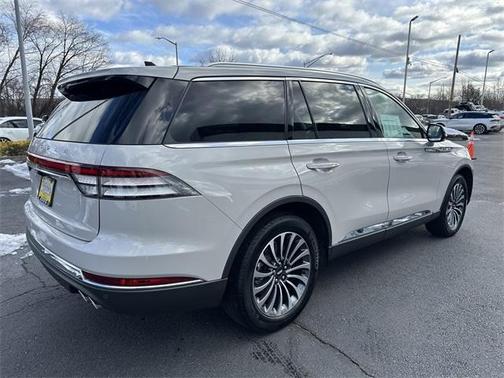 2023 Lincoln Aviator Standard AWD