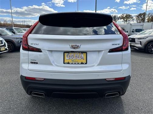 2022 Cadillac XT4 Luxury