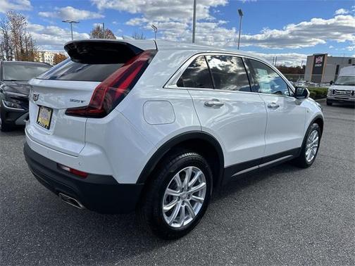 2022 Cadillac XT4 Luxury