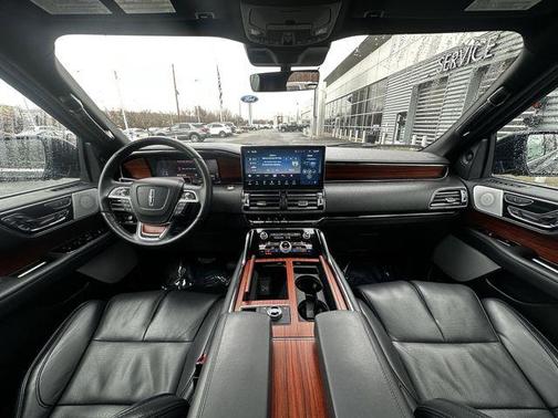 2024 Lincoln Navigator Reserve