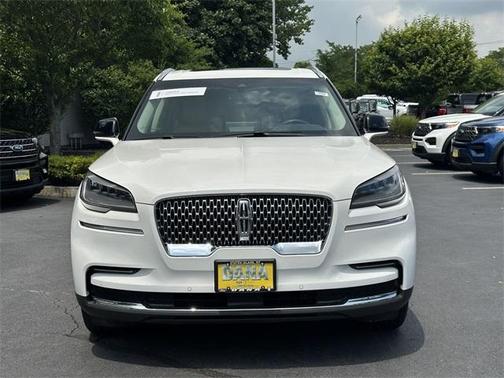 2022 Lincoln Aviator Standard AWD