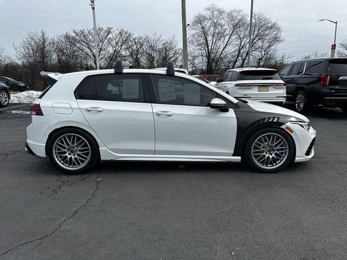 2024 Volkswagen Golf R 2.0T