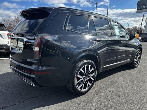 2025 Cadillac XT6 Sport AWD