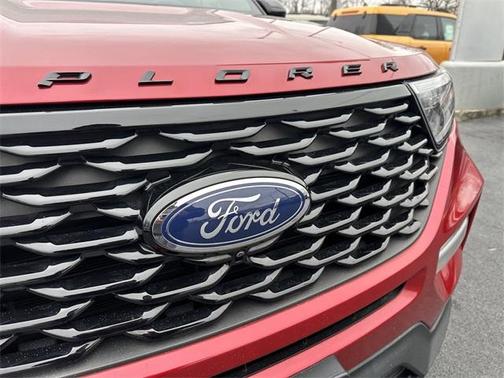 2022 Ford Explorer ST-Line