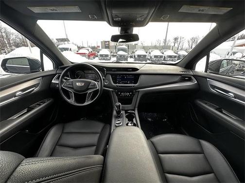 2023 Cadillac XT5 Luxury