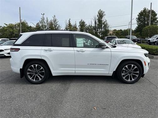 2023 Jeep Grand Cherokee 4xe Overland