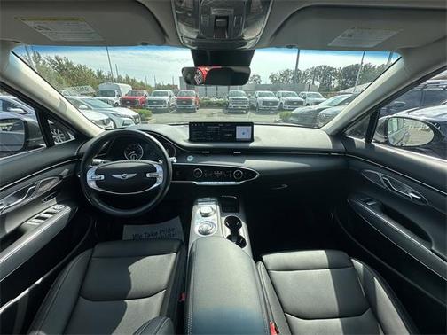 2022 Genesis GV70 2.5T