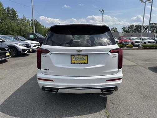 2024 Cadillac XT6 Premium Luxury AWD