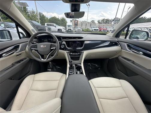 2024 Cadillac XT6 Premium Luxury AWD