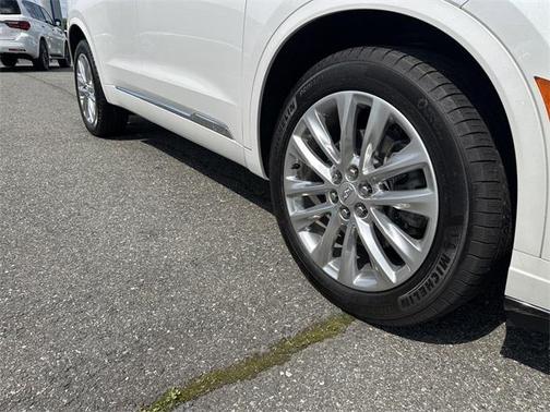 2024 Cadillac XT6 Premium Luxury AWD