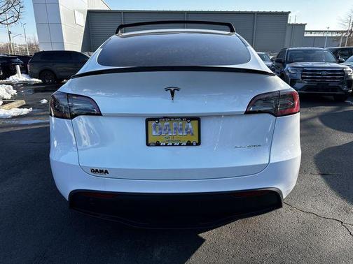 2023 Tesla Model Y Long Range