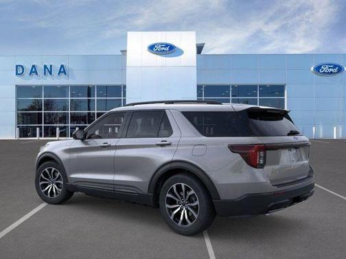 Carbonized Gray Metallic 2026 Ford Explorer ST-Line