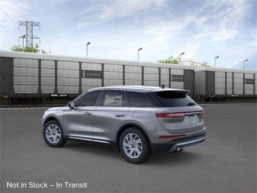 2025 Lincoln Corsair Premiere