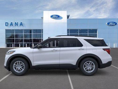 Space White Metallic 2026 Ford Explorer Active
