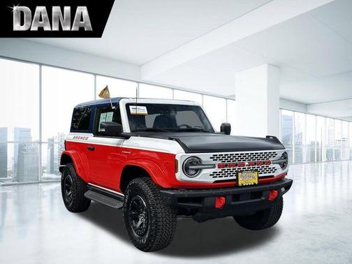 Oxford White 2025 Ford Bronco Stroppe Edition
