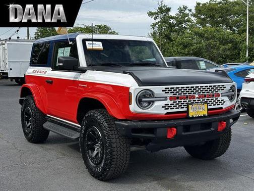 Oxford White 2025 Ford Bronco Stroppe Edition