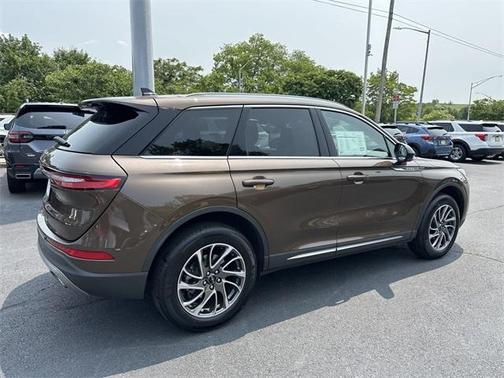 2022 Lincoln Corsair Standard