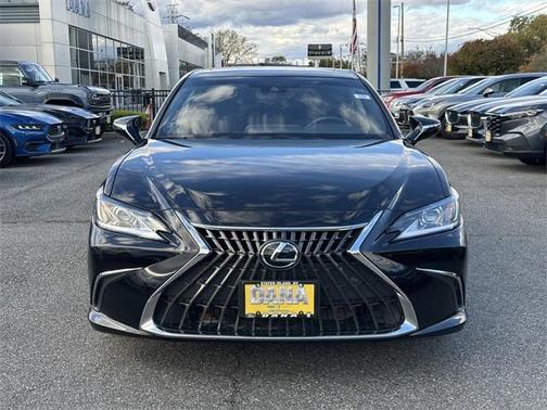 2022 Lexus ES 350 Base