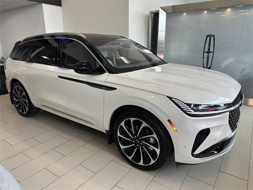 2024 Lincoln Nautilus Black Label