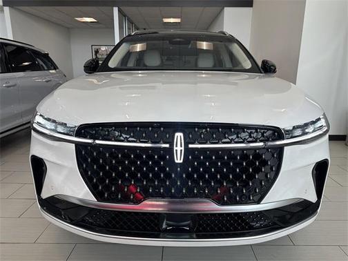 2024 Lincoln Nautilus Black Label