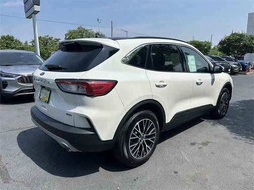2022 Ford Escape PHEV SEL
