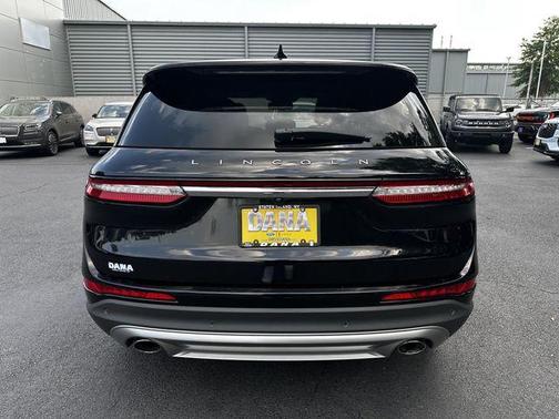 Infinite Black Metallic 2022 Lincoln Corsair Standard