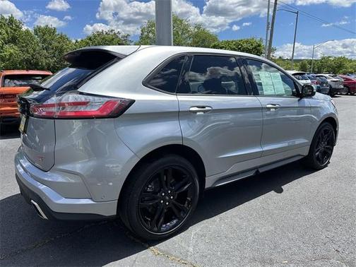 2024 Ford Edge ST