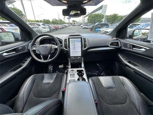 2024 Ford Edge ST