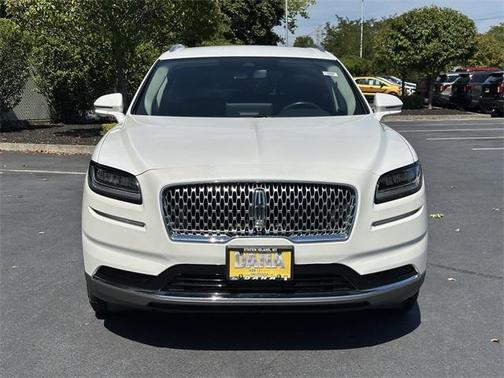 2022 Lincoln Nautilus Standard
