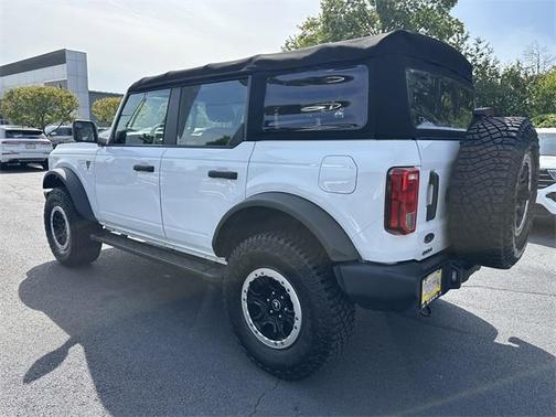 2021 Ford Bronco Base