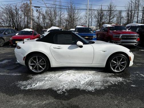 2023 Mazda MX-5 Miata Grand Touring
