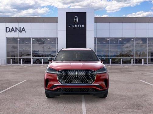 Red Carpet 2026 Lincoln Aviator Premiere