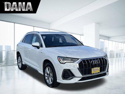 2024 Audi Q3 45 S line Premium