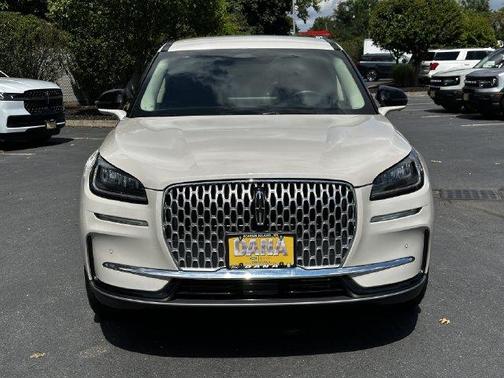Ceramic Pearl Metallic 2024 Lincoln Corsair Premiere