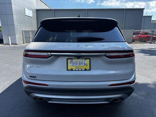 Ceramic White 2020 Lincoln Corsair Standard