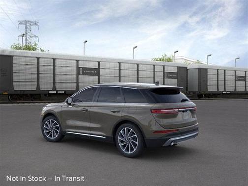 2025 Lincoln Corsair Premiere