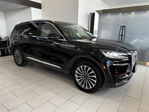 2023 Lincoln Aviator Standard AWD