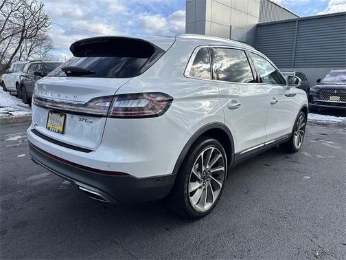 2020 Lincoln Nautilus Reserve