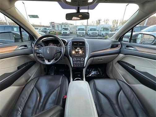 2019 Lincoln MKC Select