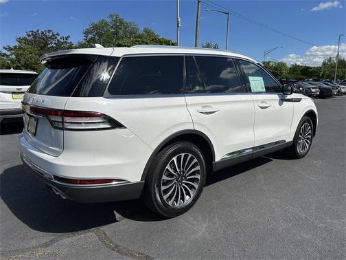 2023 Lincoln Aviator Standard AWD