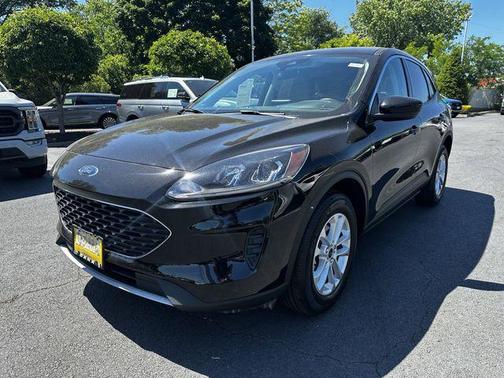 Agate Black Metallic 2021 Ford Escape SE